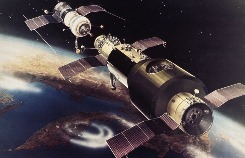 Ax 1 first private crewed space station mission launches successfully