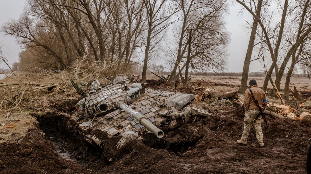U s intelligence is helping ukraine kill russian generals officials say
