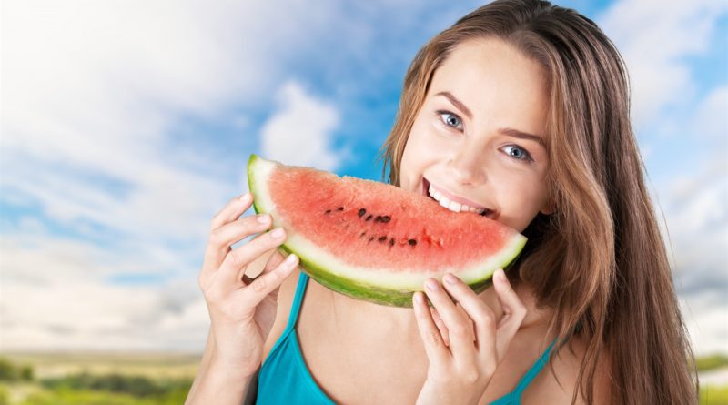 How to pick a good watermelon health benefits and new ways to serve it