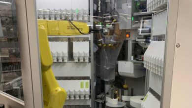 Walgreens turns to robots to fill prescriptions as pharmacists take on more responsibilities