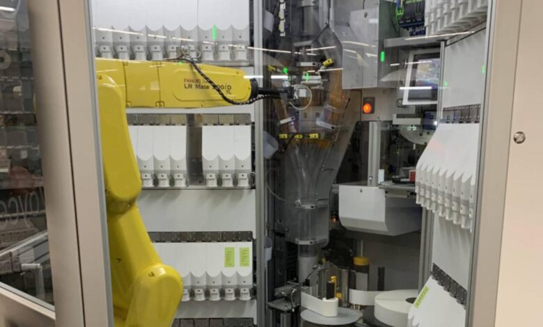 Walgreens turns to robots to fill prescriptions as pharmacists take on more responsibilities