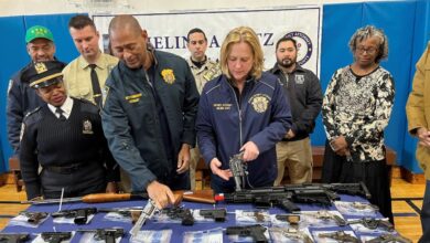 Juniors restaurant partners with nypd for gun buyback initiative