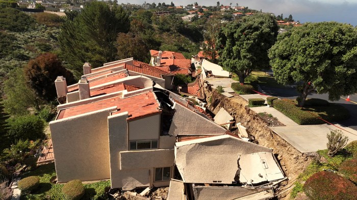 Landslides force power cuts in upscale la neighbourhood