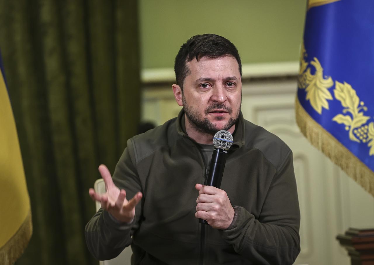 Russia warns u s against further arming ukraine