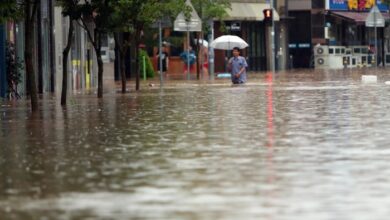 Entire high street in dunstable underwater after deluge of rain sparks flooding