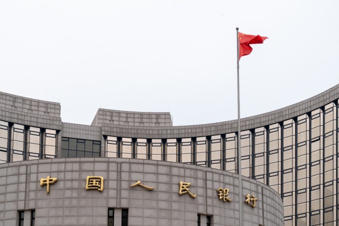 China bond yields hit record low after pboc signals more easing