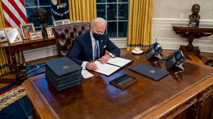 Biden to sign executive order to support travel for abortions in latest move aimed at protecting access