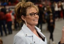 Palin holds early lead in special primary for alaskas house seat