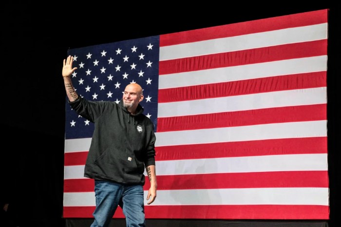 John fetterman lead causes pa senate race to be moved to lean democrat