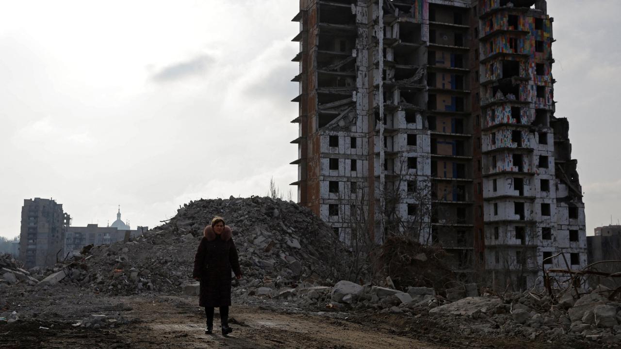 Ukraine sees openings as russia fixed on besieged mariupol