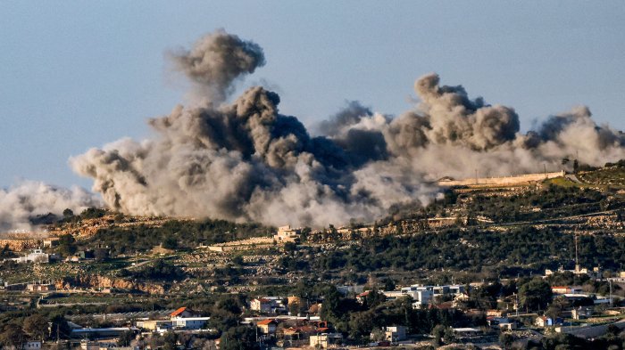 Lebanon panic and chaos as civilians rush to flee border regions on deadliest day in decades