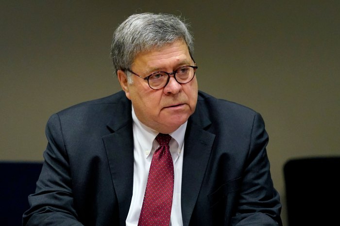 Former attorney general bill barr says its unprecedented for a president to take all this classified information and put it in a country club