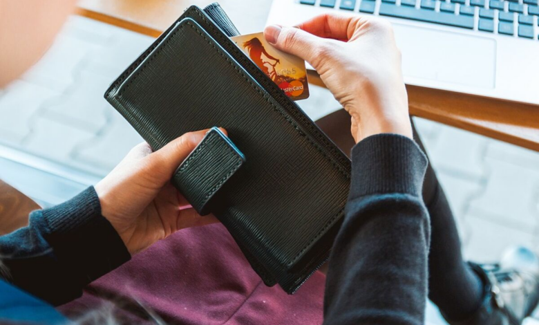 5 ways to save on foreign exchange without paying massive fees