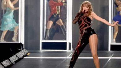 Taylor swifts new reputation coded look marks the return of 2013s most divisive shoe trend