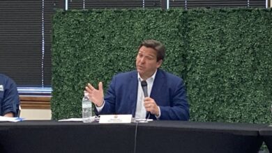 Vaccine covid vaccines chart dose johnson jab effective doses health single james follow twitter showing order