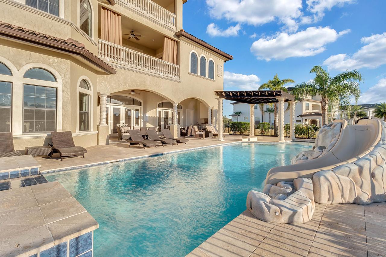 Swanky vacation rentals across the middle east look to capitalize on revenge tourism trend