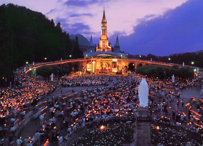 Lourdes to fatima inside the lucrative world of religious tourism