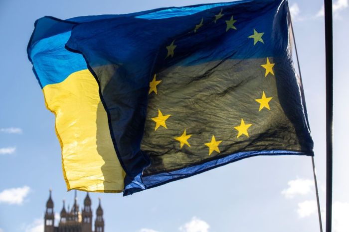 Eu to raise e35 billion loan for ukraine using russias frozen assets