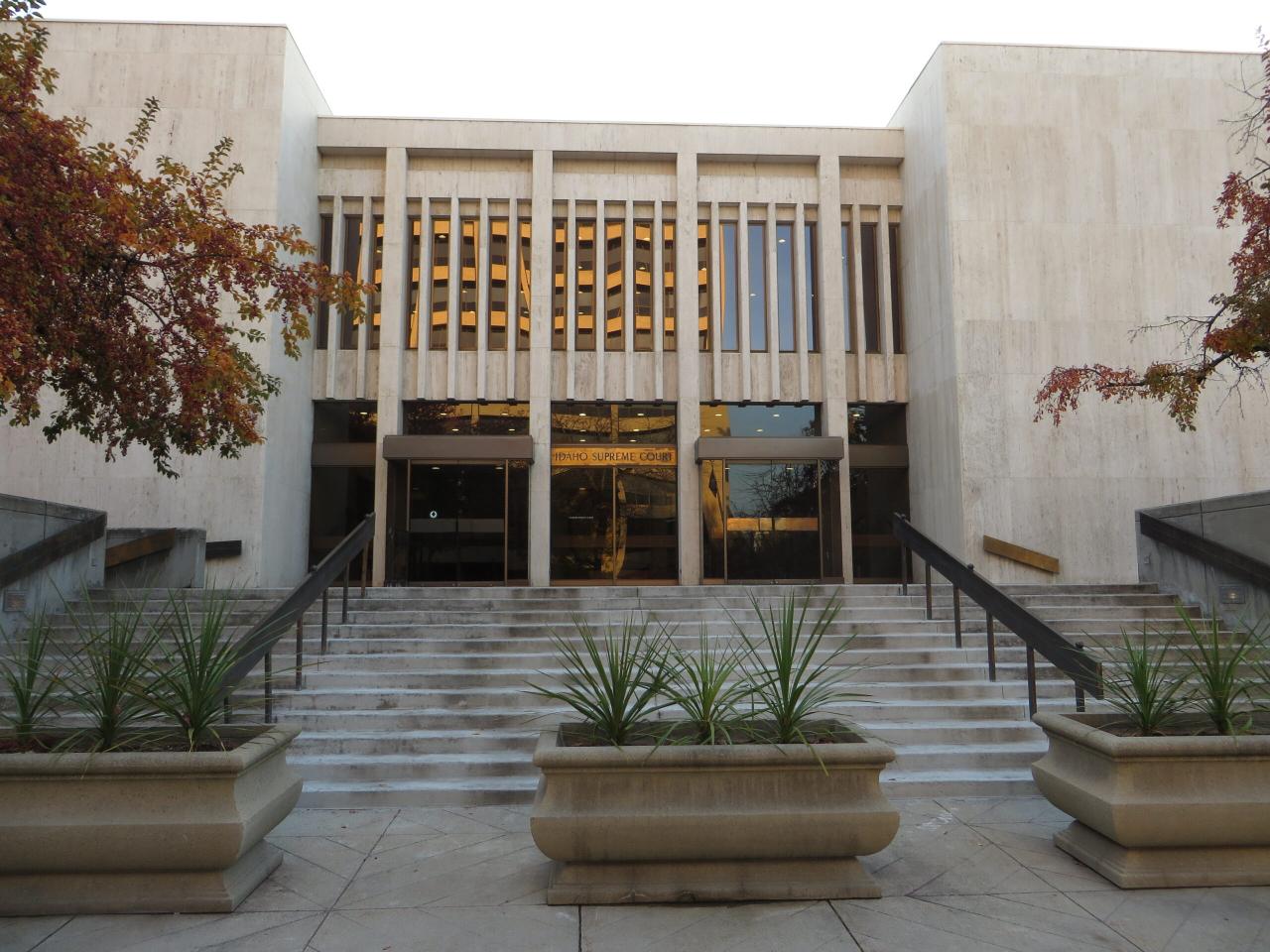 Idaho supreme court temporarily blocks new abortion law