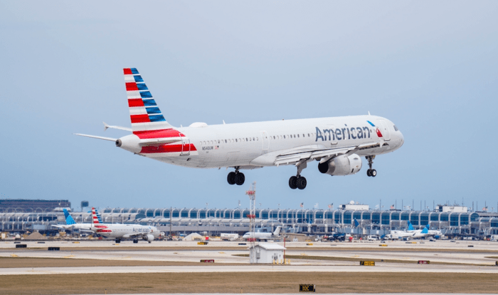 American airlines in talks to pick citigroup over rival bank barclays for crucial credit card deal sources say