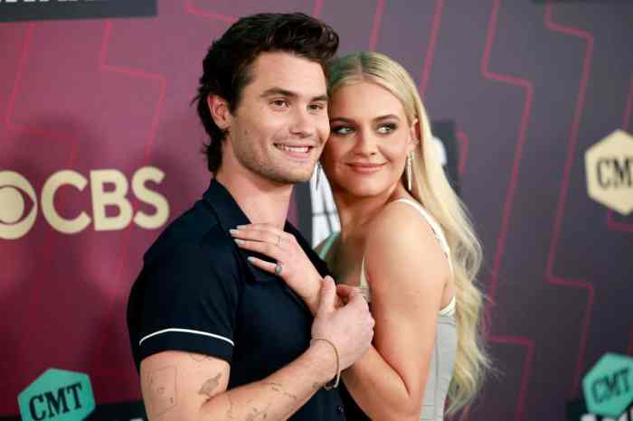 How kelsea ballerinis bf chase stokes helped her with doctor odyssey role exclusive