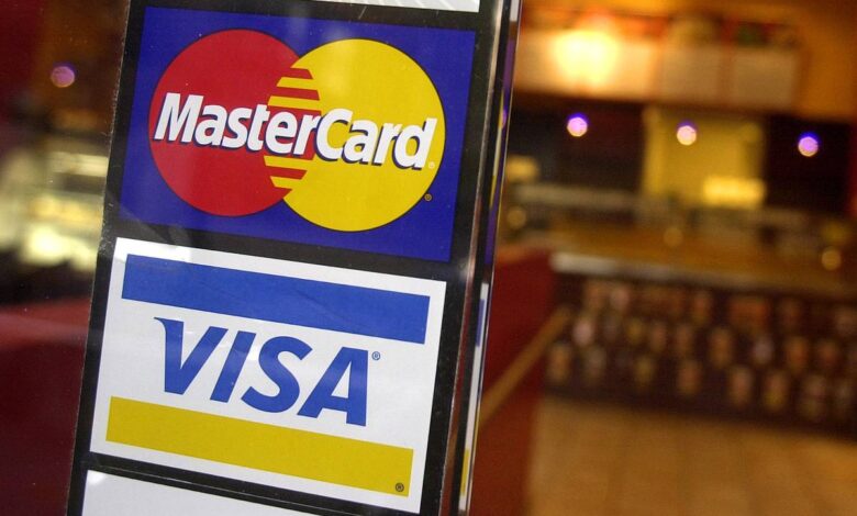 Visa and mastercard urged to not increase credit card swipe fees on small business