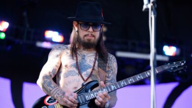 Dave navarro apologies to janes addiction openers for terrible outcome of canceled tour