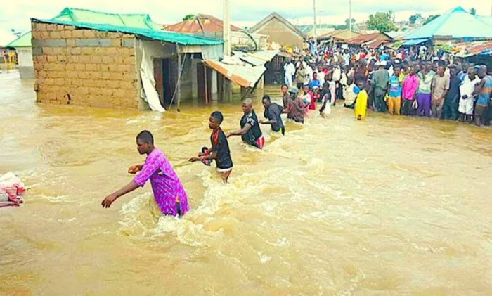 Nigeria maiduguri floods prisoners flee after water damages jail walls