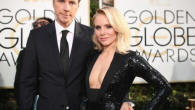 Kristen bell on dax shepard taking gum out of her mouth chewing it