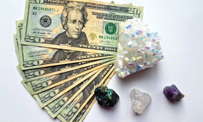 7 ways to know your worth and shake the poverty mindset