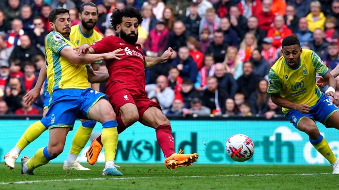 Liverpools loss to nottingham forest leaves manchester city as the last perfect team and early title favorite