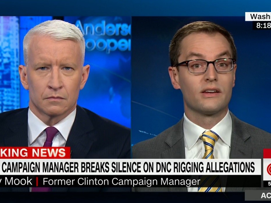 Former clinton campaign manager robby mook says clinton agreed to give trump russia material to reporter