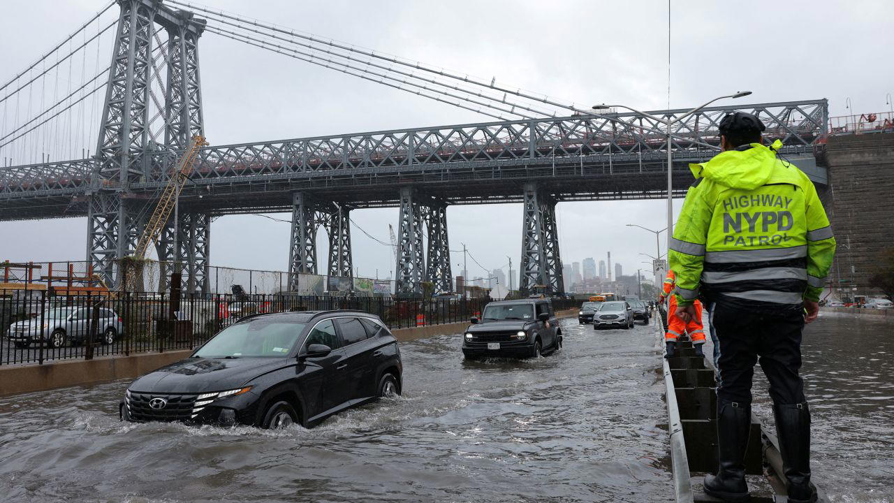 Mayor adams declares state of emergency in nyc over baby formula shortage