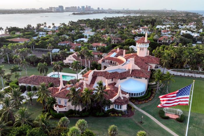 Government employee union chief warns of potential threats in wake of mar a lago search