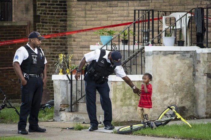 4 killed in shooting on transit train in chicago suburb