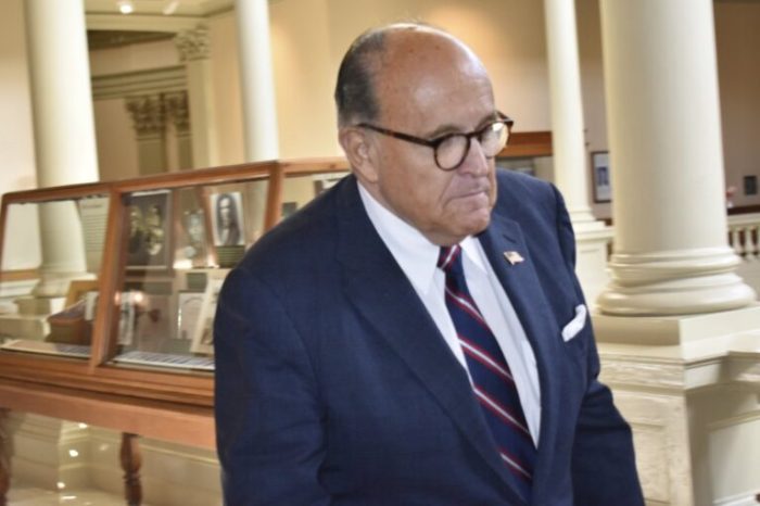 Judge orders giuliani to testify to georgia grand jury suggests he take train or a bus or uber if he cant fly