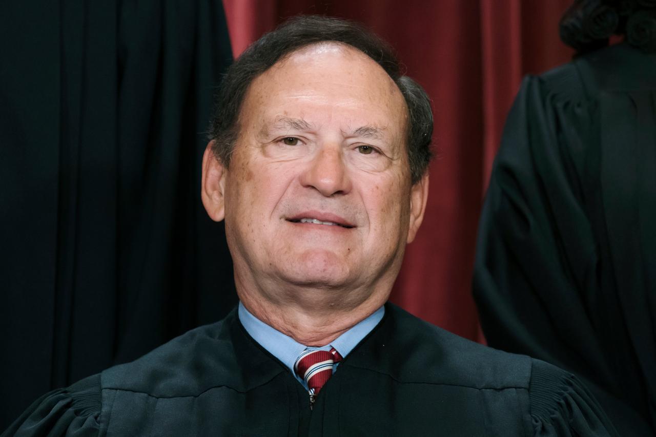 In rare move for supreme court justice samuel alito mocks foreign critics of abortion reversal