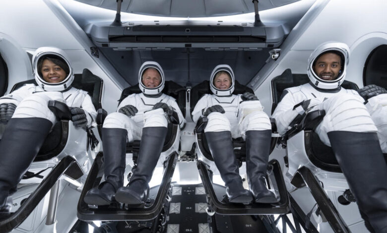 Watch axiom and spacex launch first all private crew to iss