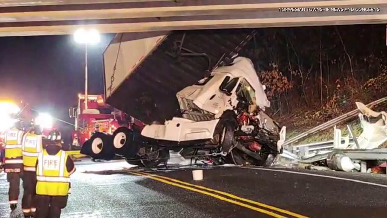 Tractor trailer decimates hyde park restaurant driver dies at scene