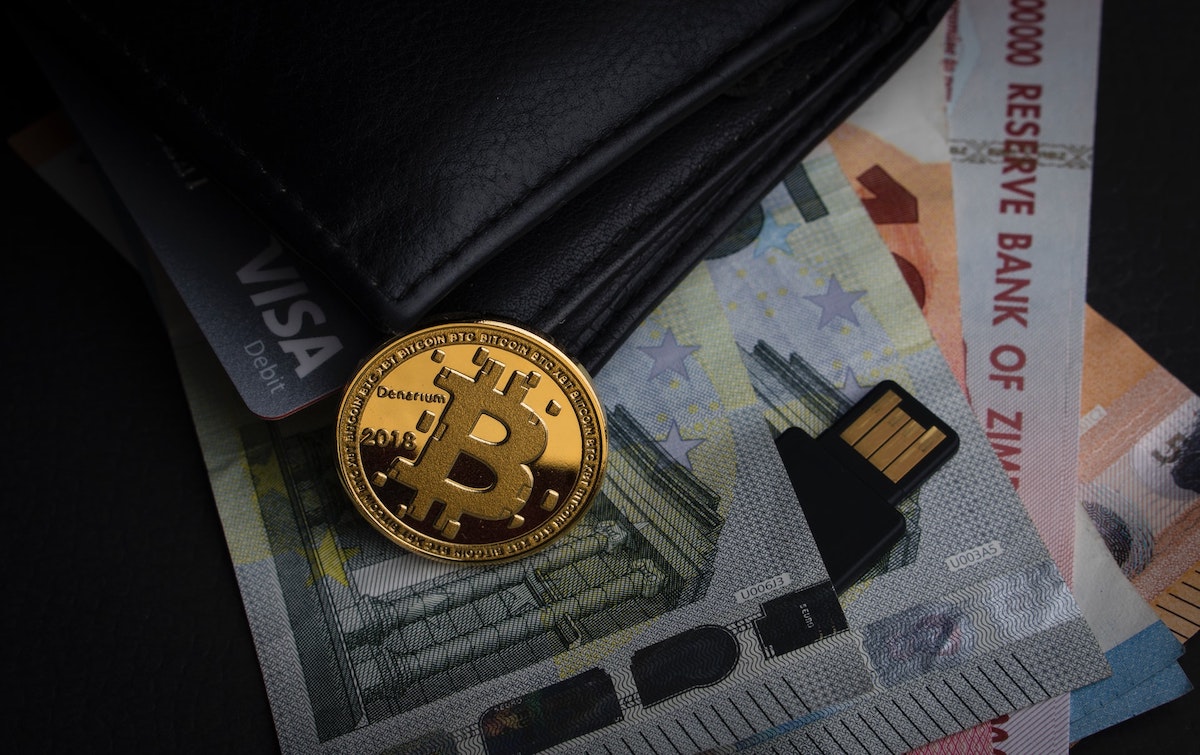Here are top reasons why you should go with bitcoin investment
