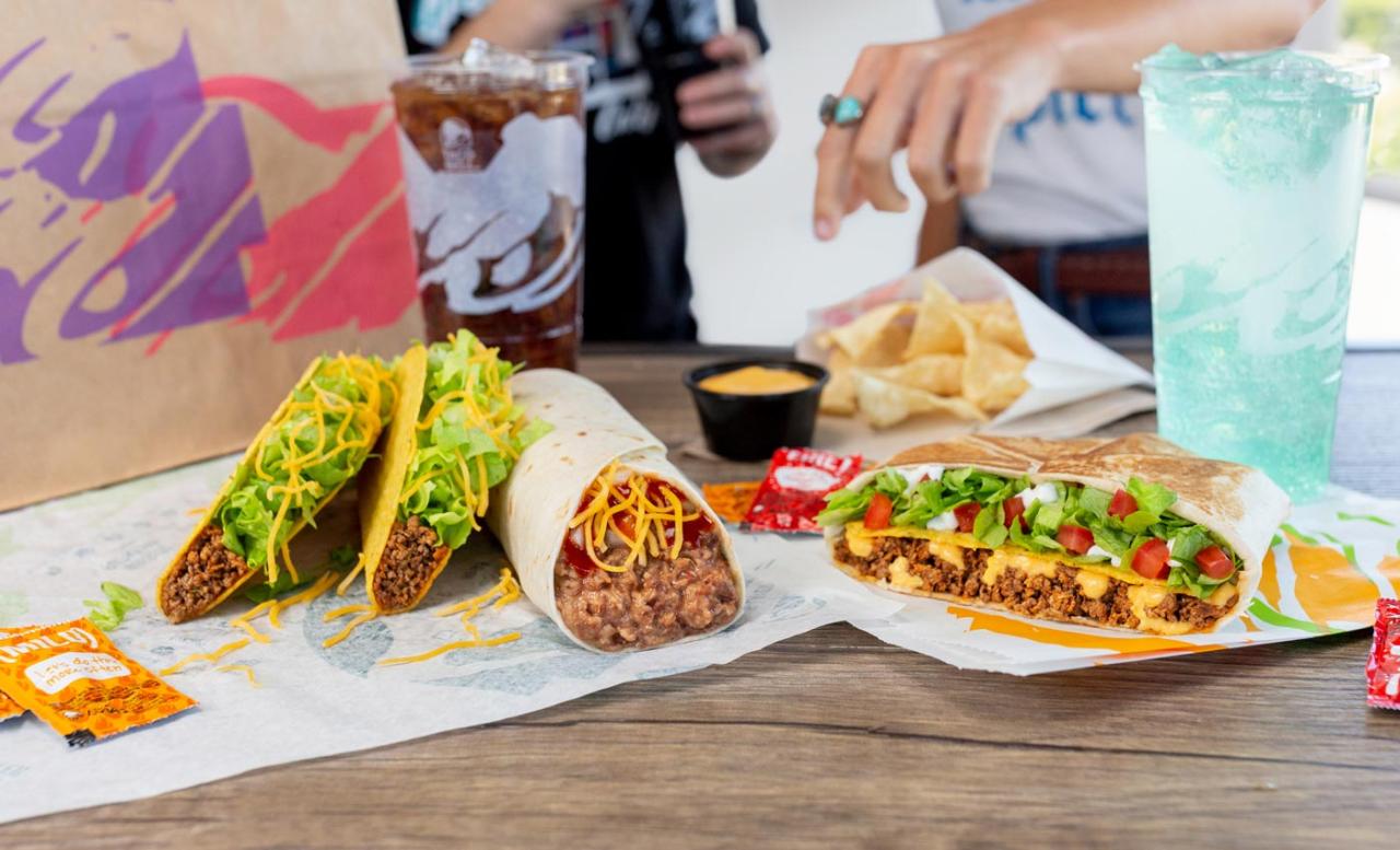 Is the new floating taco bell the fast food franchise of the future