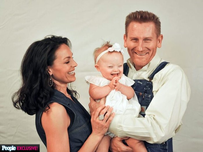 Rory feek went to see daughter says she wouldnt open door