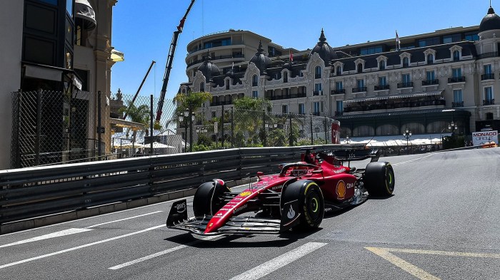 Singapore gp charles leclerc edges out lando norris to fastest time in practice one at marina bay