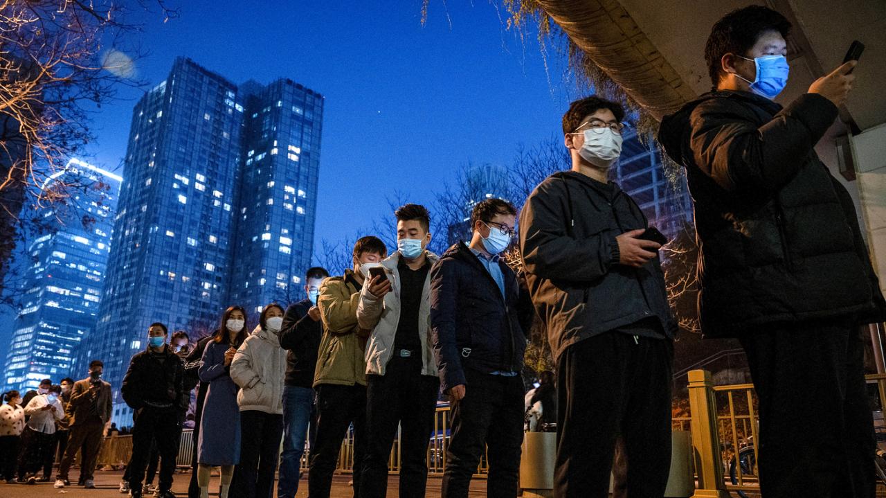 How chinas zero covid policy is failing shanghai 2