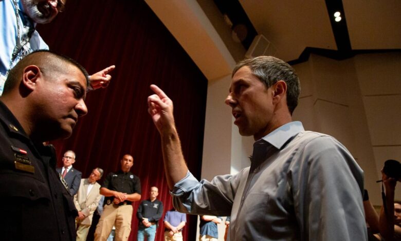 Beto orourke interrupts greg abbotts uvalde press conference you are doing nothing