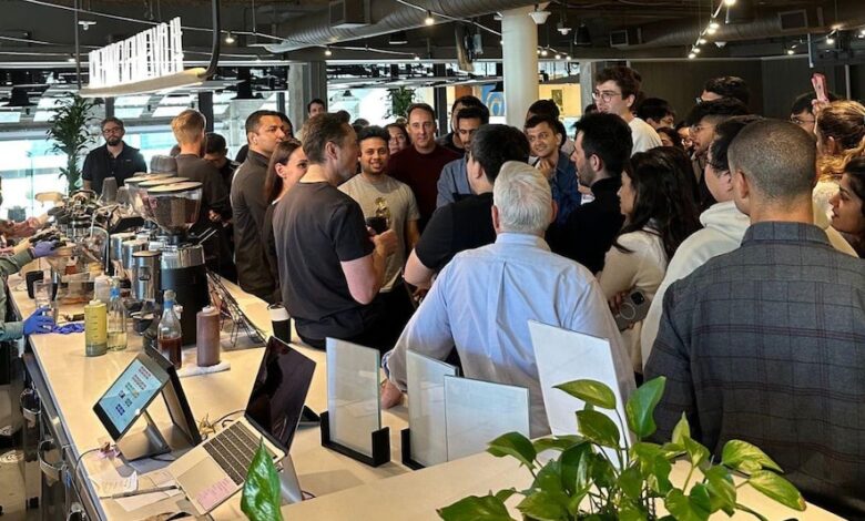 Twitter workers face a reality theyve long feared elon musk as owner