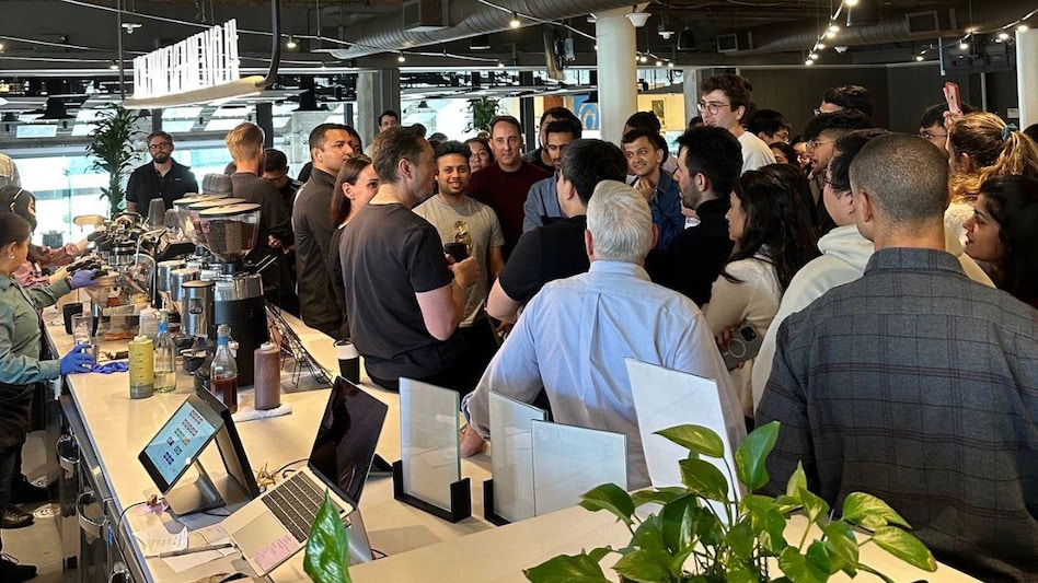 Twitter workers face a reality theyve long feared elon musk as owner