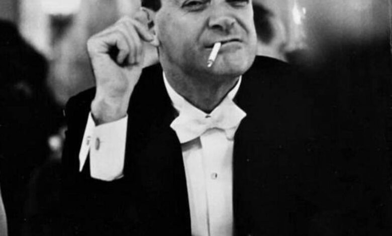The cure for burnout according to nobel laureate richard feynman play more