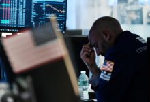 Sp 500 plunges into bear market as stocks fall for seventh week in a row