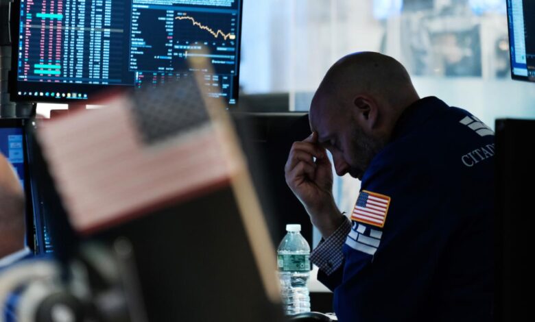 Sp 500 plunges into bear market as stocks fall for seventh week in a row